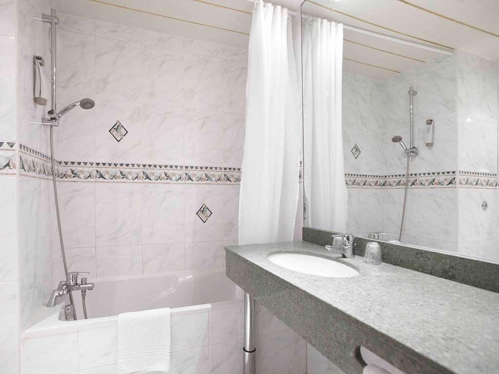 Ibis Pontarlier Hotel Room photo